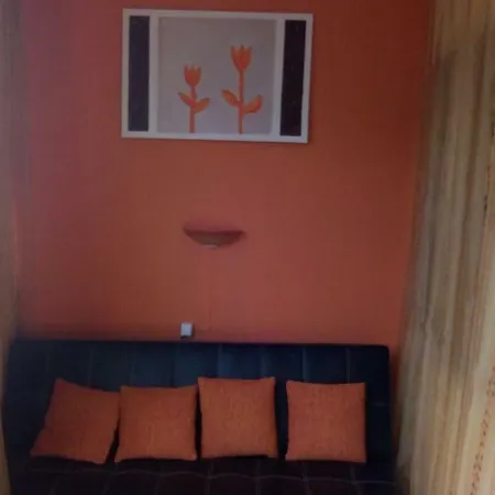 Sunny Flat In *
