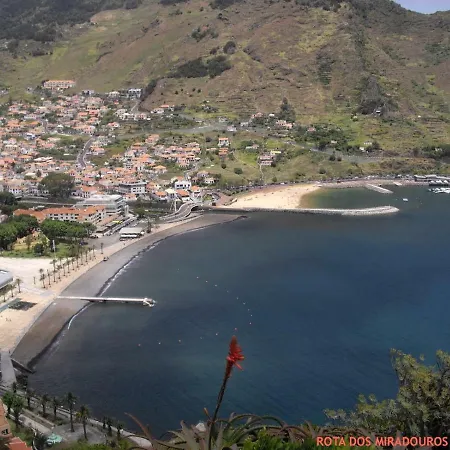 Sunny Flat In * Machico (Madeira)