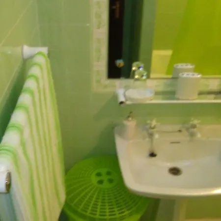 Sunny Flat In شقة