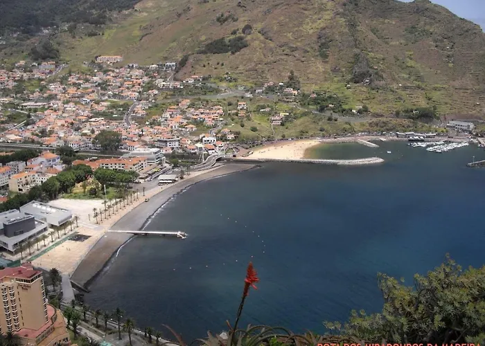 Sunny Flat In * Machico (Madeira)